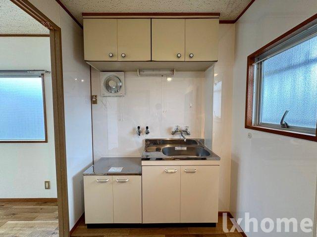 キッチン　建物外観を気になさる方へ、見た目の良い物件です