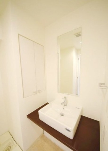 洗面設備　同仕様参考