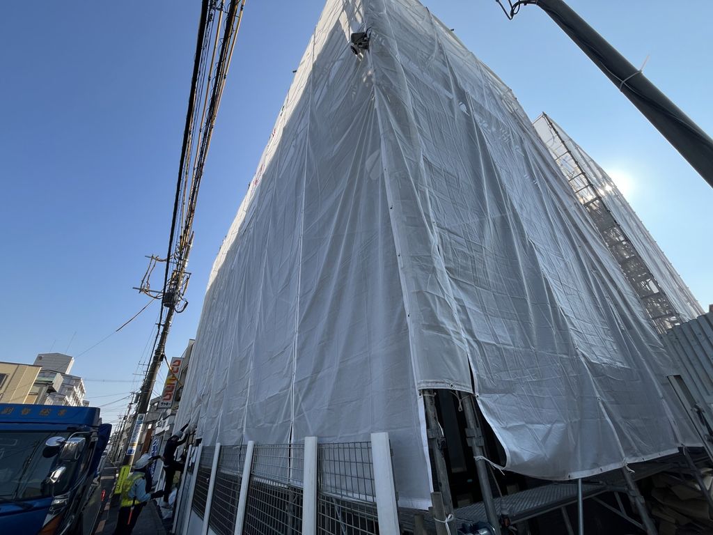 建物外観　駐車場