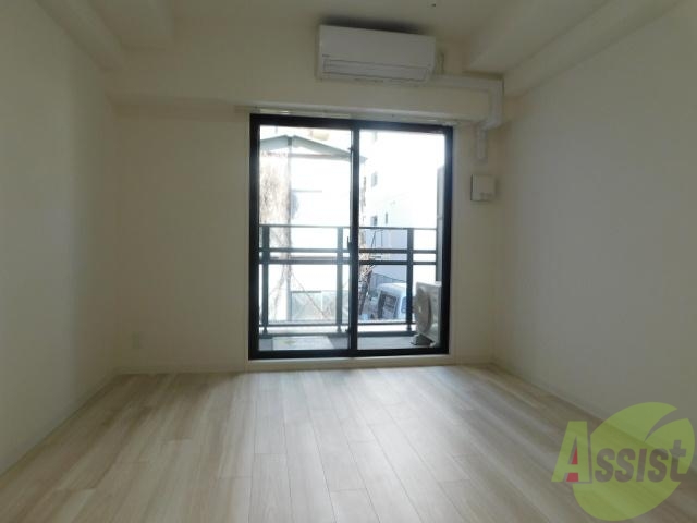 その他部屋・スペース　フローリング貼りの綺麗な室内です