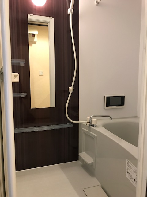 バス・シャワールーム