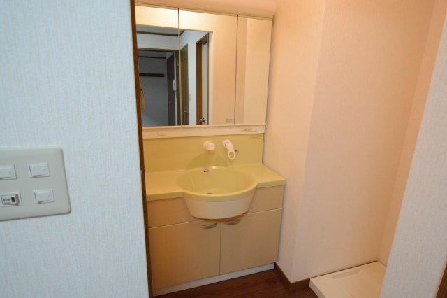 洗面設備　独立洗面化粧台付きでおすすめです！