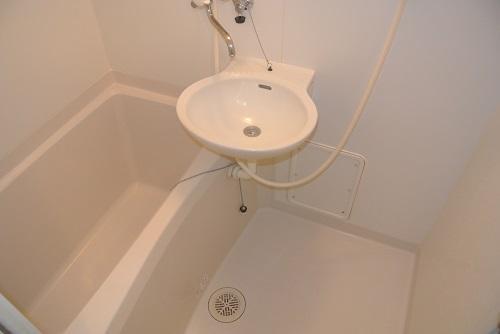 バス・シャワールーム　バス