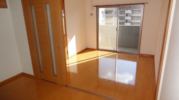 バルコニー　現況優先