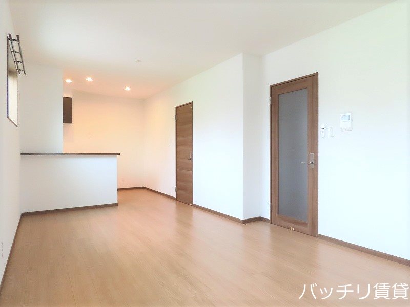 居室・リビング　画像は別号室イメージの為、現況を優先いたします。