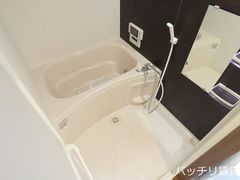 バス・シャワールーム　画像は別号室イメージの為、現況を優先いたします。