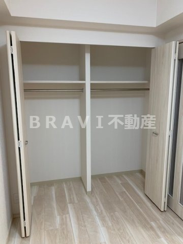 収納　【スプランディット本町東】こまごまとしたものを収納できそうで