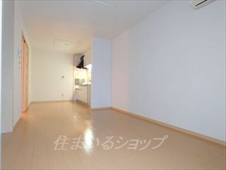 居室・リビング　エアコン付き