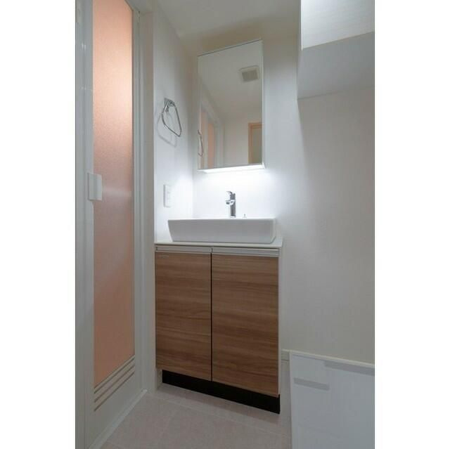 洗面設備　■独立洗面台