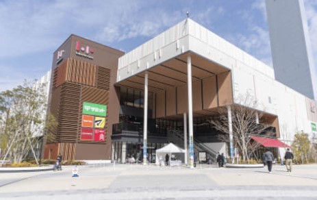 ショッピングセンター　ららテラスHARUMI　FLAG（ショッピングセンター）まで824m