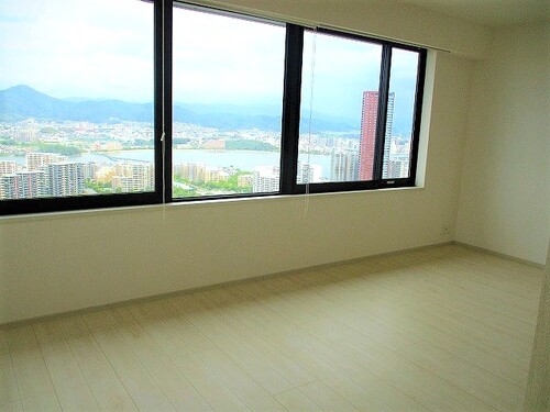 居室・リビング　リビングダイニング※前回募集時の写真２０２２年８月撮影