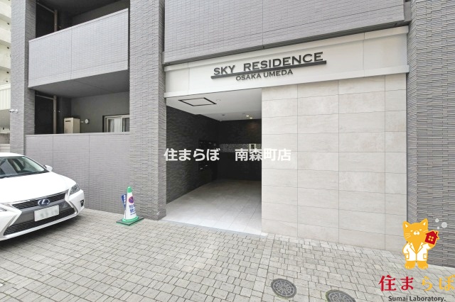 エントランス　共用部の印象も大切に