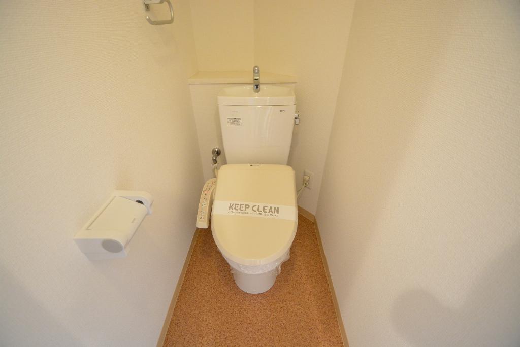 トイレ　シャワー付トイレ