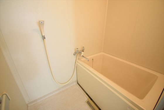 バス・シャワールーム　※掲載写真は同マンション別部屋参考写真となります。
