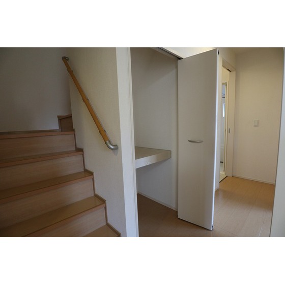 収納　１Ｆ階段、階段下収納