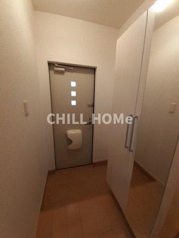 玄関　当社、チルホームのHPもご覧ください(^^)/物件情報多数♪