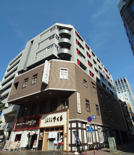 建物外観　馬車道駅から徒歩３分