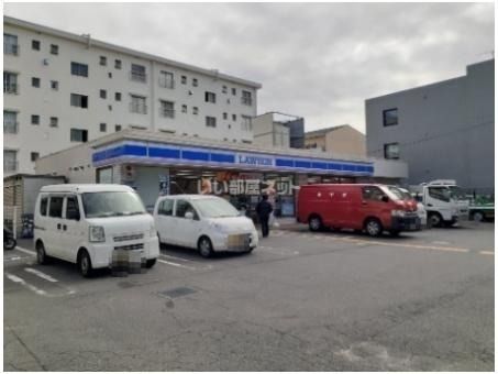 コンビニ　ローソン中野本町新橋通り店（コンビニ）まで299m