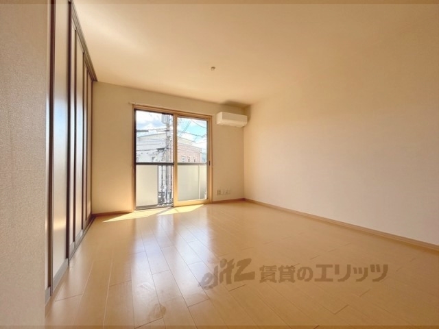 居室・リビング　洋室