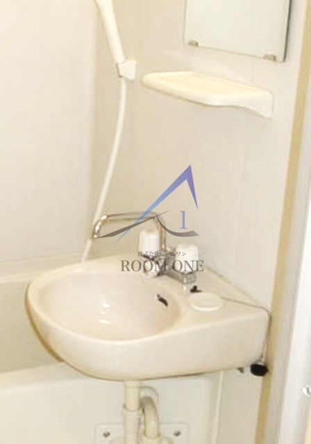 洗面設備　洗面台です。