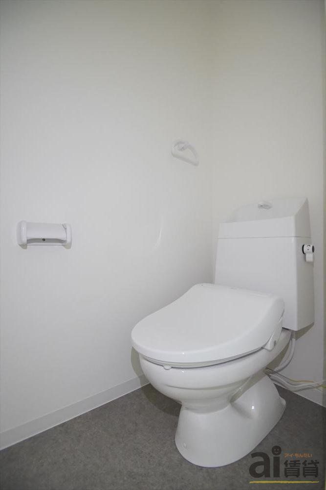 トイレ　※同仕様写真です