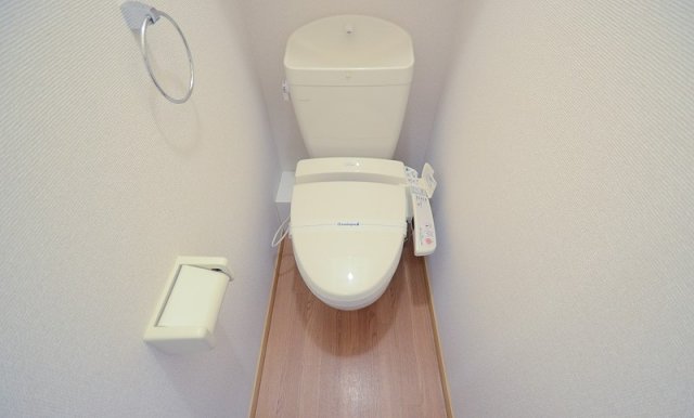 トイレ　同物件別号室