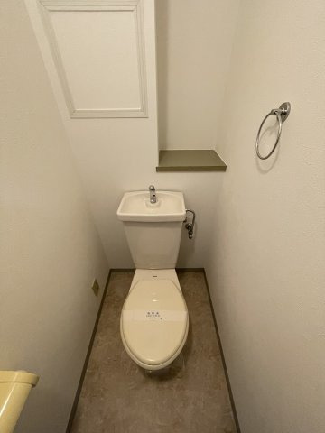 トイレ　ゆったりとした空間のトイレです