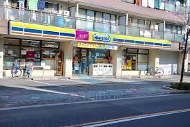 コンビニ　ミニストップ篠崎町1丁目店（コンビニ）まで190m