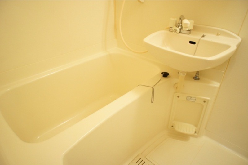 バス・シャワールーム　図面と現状に相違がある場合には現状を優先