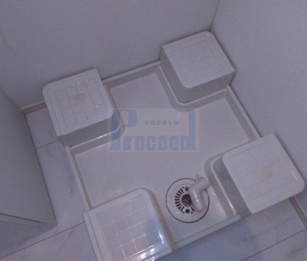 その他設備　室内洗濯機置き場です