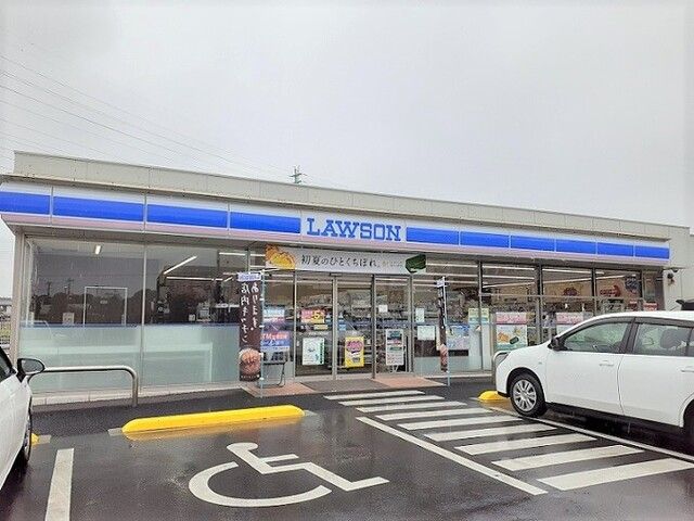 コンビニ　ローソン 吉野原工業団地店（コンビニ）まで310m