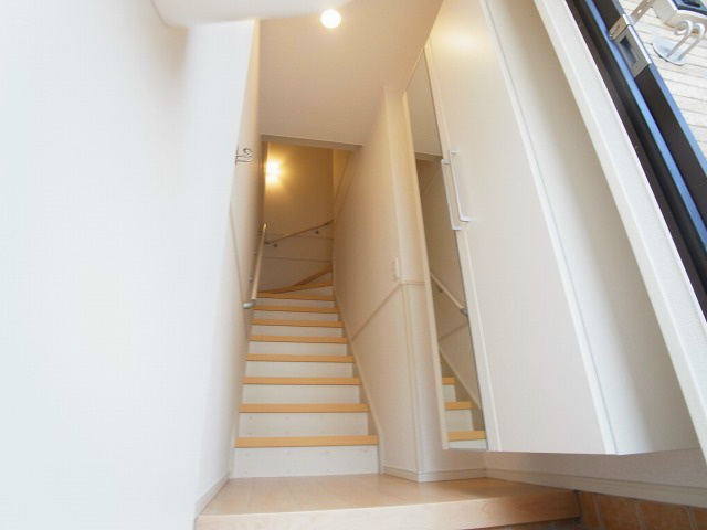 玄関　同一物件参照