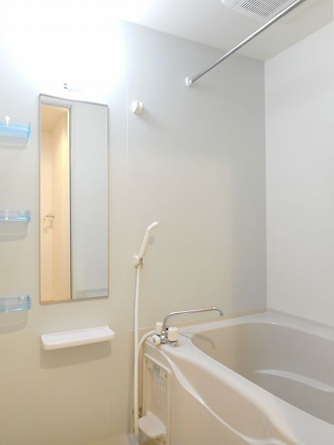 バス・シャワールーム　☆追焚・浴室乾燥☆