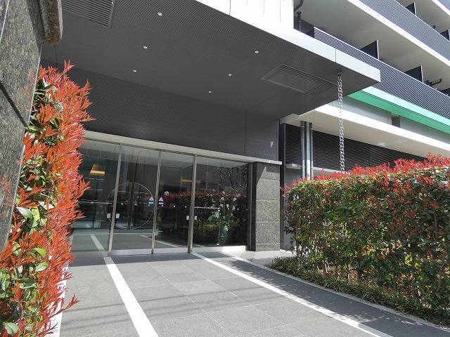 エントランス　エントランス