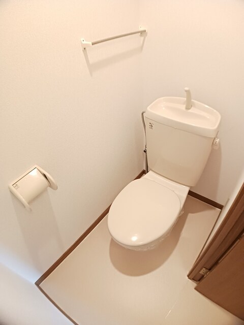 トイレ　図面と現状に相違がある場合には現状を優先
