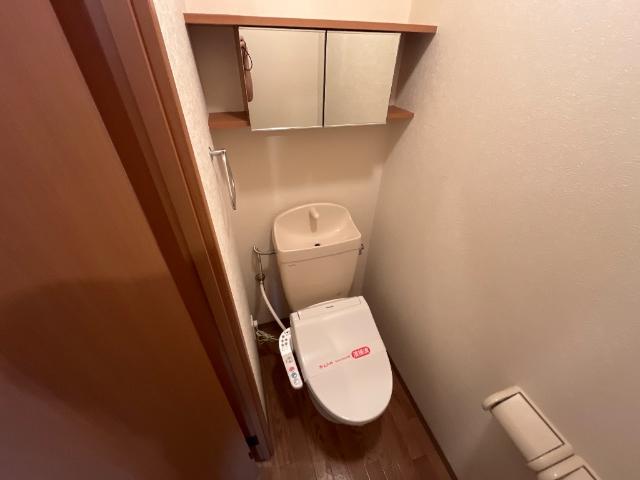トイレ　シャワー付トイレ