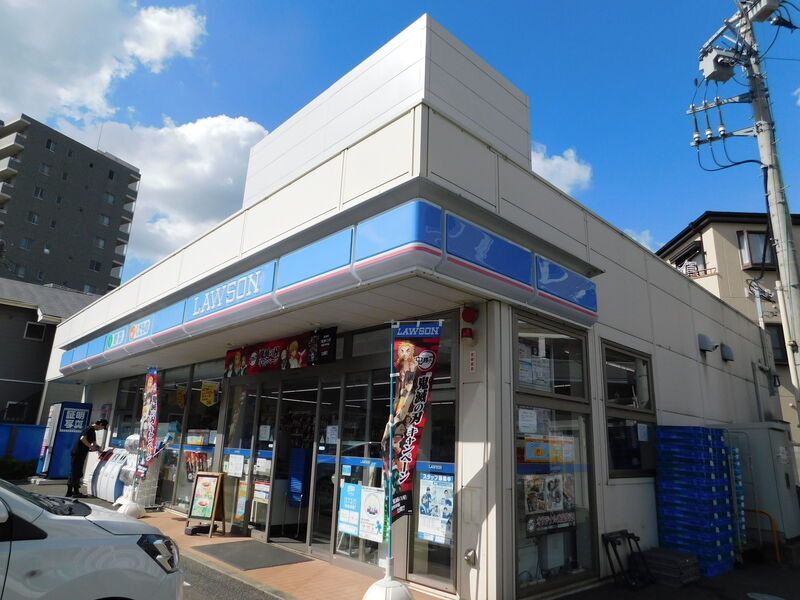 コンビニ　ローソン船橋行田一丁目店（コンビニ）まで2m