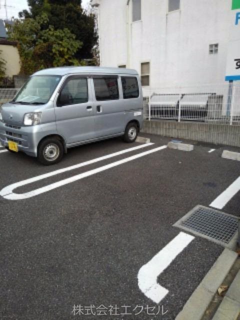 駐車場　敷地内駐車場です。