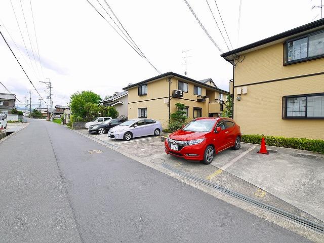 駐車場　カースペースがあります