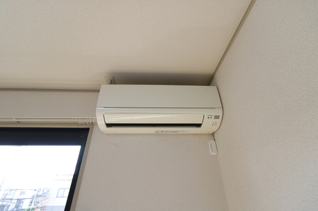 その他設備　Ａ２０２・エアコン
