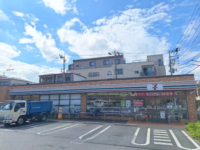 コンビニ　セブンイレブン（コンビニ）まで356m