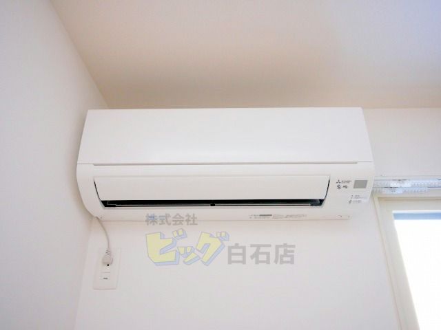 その他設備　夏も快適なエアコン付きです♪