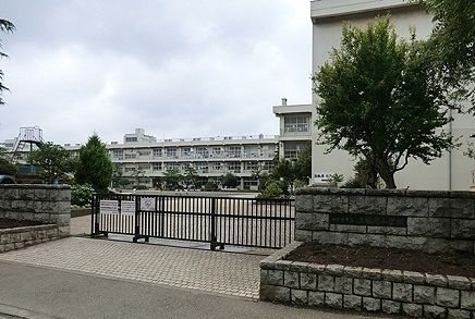 小学校　上鶴間小学校（小学校）まで170m