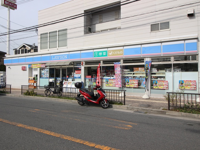 コンビニ　ローソン（コンビニ）まで400m