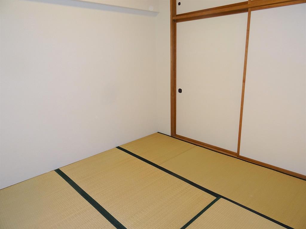 その他部屋・スペース　くつろげる和室♪寝室などにいかがでしょうか？