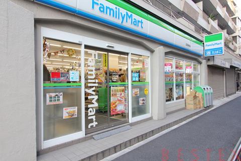 コンビニ　ファミリーマート文京本郷店（コンビニ）まで140m