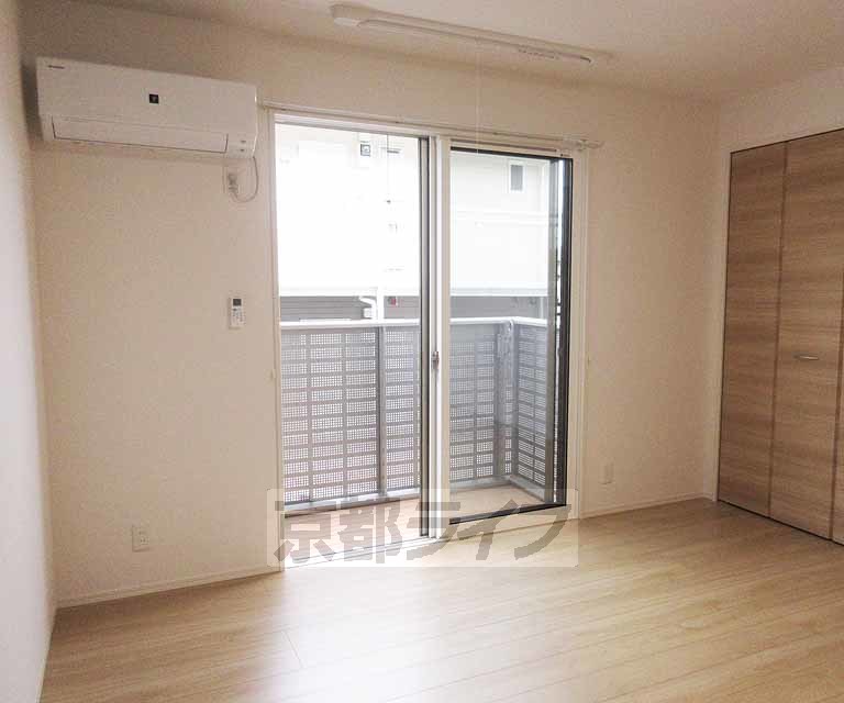 居室・リビング　キレイなお部屋です