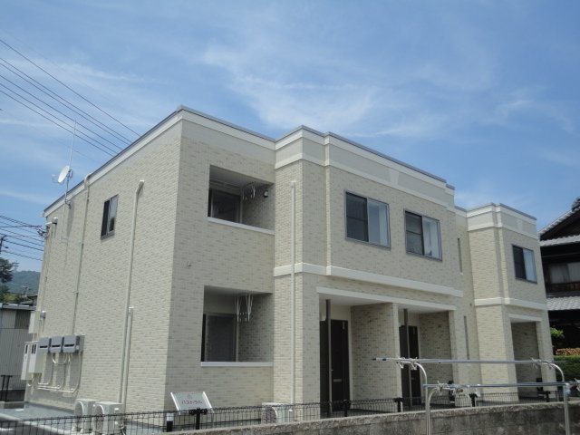 建物外観　外観写真（昼）