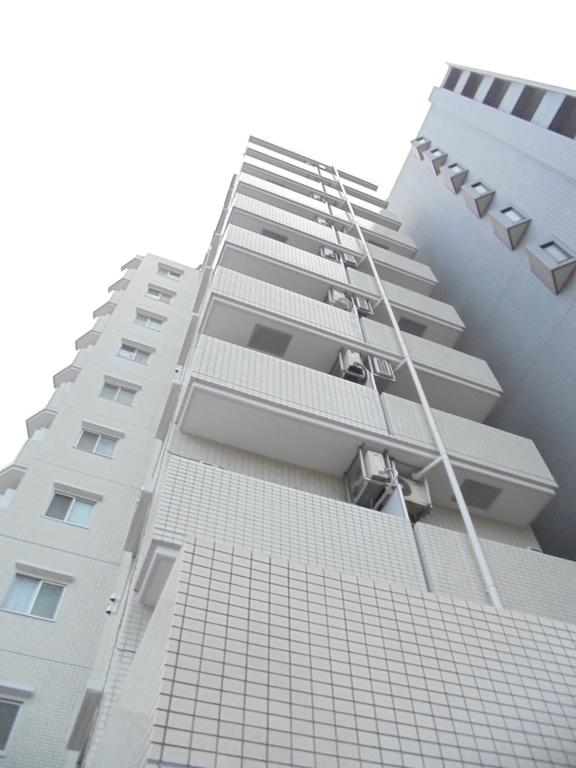 建物外観　駅チカ・京急鶴見市場駅まで徒歩4分☆鉄筋鉄骨コンクリート造☆