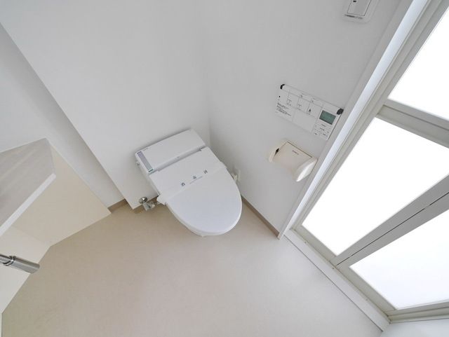 トイレ　★お部屋探しは株式会社タウンハウジング東京まで★